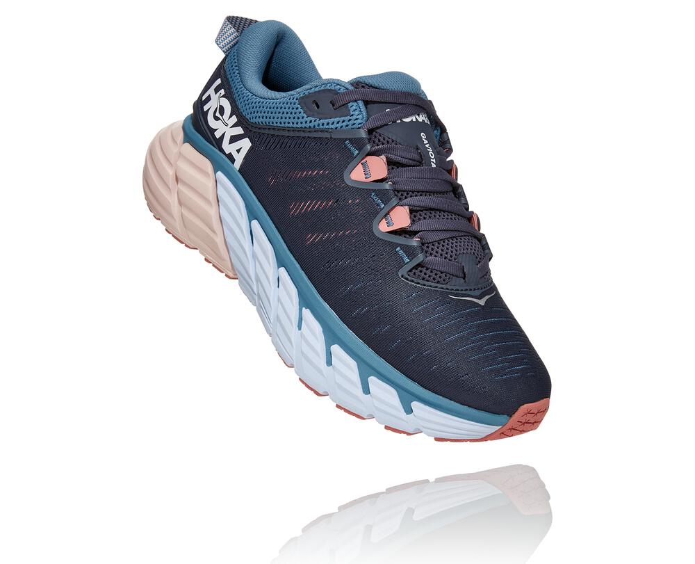 Gaviota 3 Road Running Shoe - OMBRE BLUE / ROSETTE